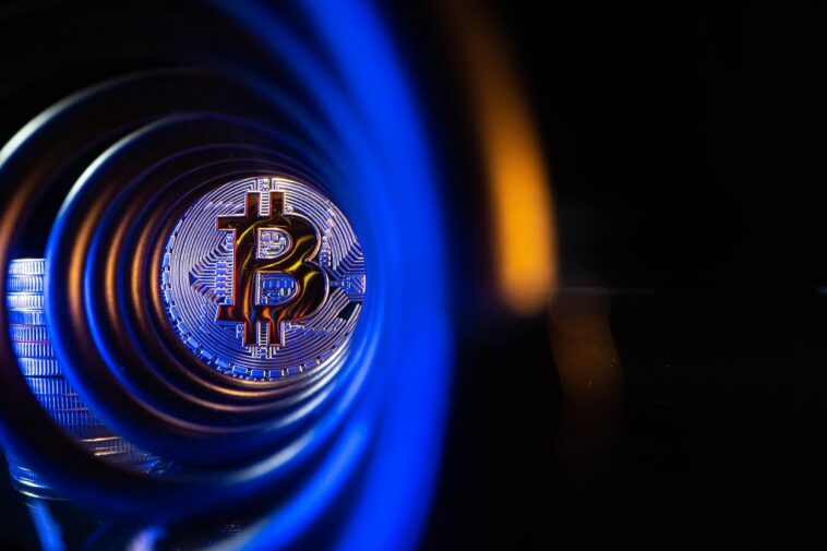 La volatilidad de Bitcoin aumenta a medida que las opciones de USD 4200 millones expiran el viernes