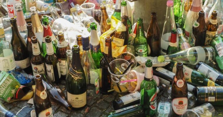 Los hábitos de consumo de alcohol en Alemania son peligrosos, revela un informe sobre adicciones