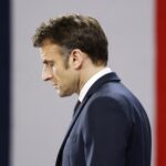 Macron pasó por alto el parlamento y enfureció a los ciudadanos franceses.  Preparando la extrema derecha para un rebote