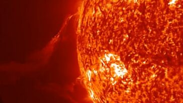 Miles de millones de toneladas de plasma del sol llegarán a la Tierra HOY