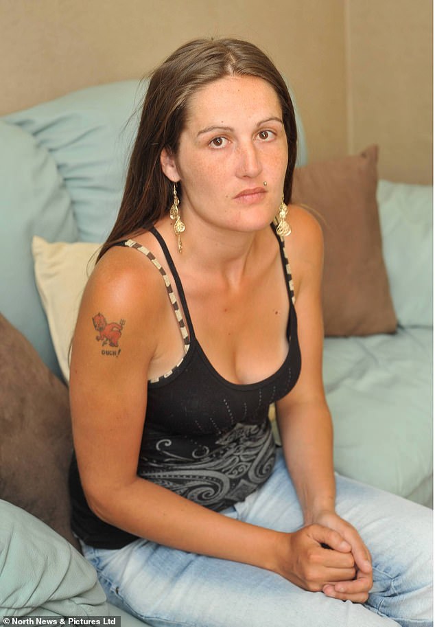 La hermana de la víctima Samantha Stobbart, Kelly Stobbart (en la foto), de 40 años, dijo que la emisora ​​ITV