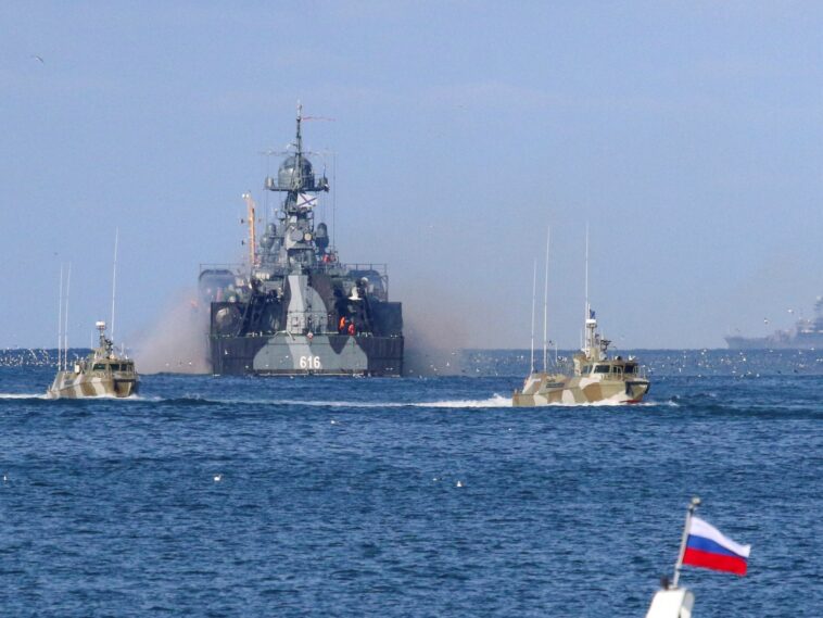 Rusia dice que ataque con drones en puerto de Crimea fue "repelido"