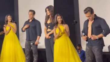 Salman Khan abordó las afirmaciones de ganar seis paquetes con VFX en Kisi Ka Bhai Kisi Ki Jaan, se desabrocha la camisa en el escenario.  Mirar