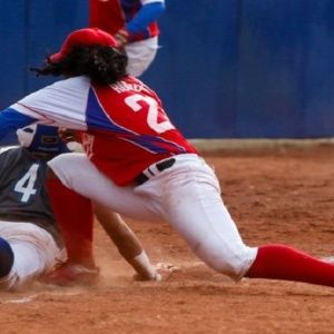 Selección cubana de softbol femenino gana medalla de oro en Juegos del ALBA