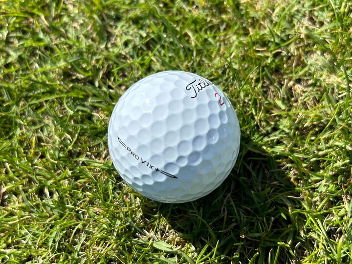 Visto: pelota de golf Titleist Pro V1x Plus