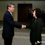 (LEAD) N. Korean FM vows stronger ties with China in meeting with new envoy