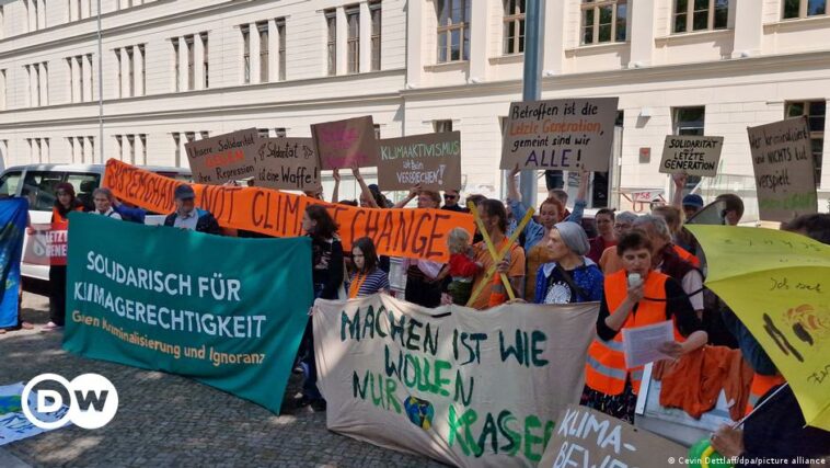 Alemania: Last Generation planea más protestas después de las redadas