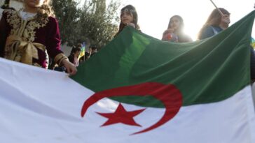 Argelia: un líder populista que desafía nuestras nociones de lo que es posible en Oriente Medio