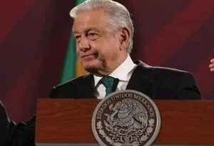 Congreso peruano declara al presidente mexicano Persona Non Grata