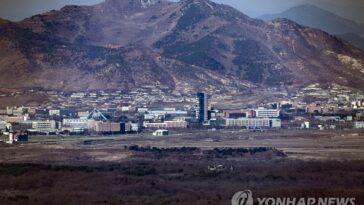 N. Korea apparently operating some 10 S. Korean-owned factories at Kaesong complex without authorization: ministry