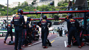 MONTE-CARLO, MONACO - MAY 23: The Red Bull Racing pit crew prepare for a pitstop during the F1