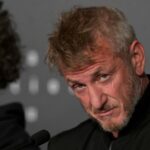 El actor Sean Penn apoya la huelga de escritores en el Festival de Cine de Cannes y califica el uso de UI de 'obscenidad humana'