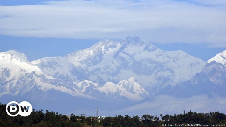 El escalador alemán desaparecido Stitzinger es hallado muerto en el Himalaya