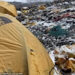 Enormes pilas de desechos que han convertido al Himalaya en un gigantesco basurero quedan al descubierto