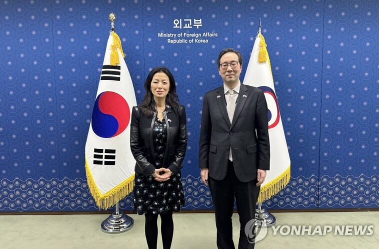 Nuclear envoys of S. Korea, U.S. hold meeting over N.K. spy satellite, provocations