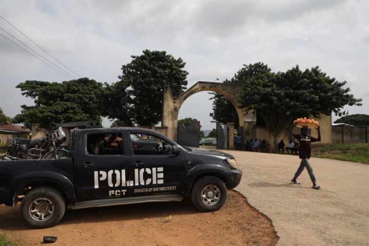 Unknown gunmen have abducted 25 people from church in northwest Nigeria.