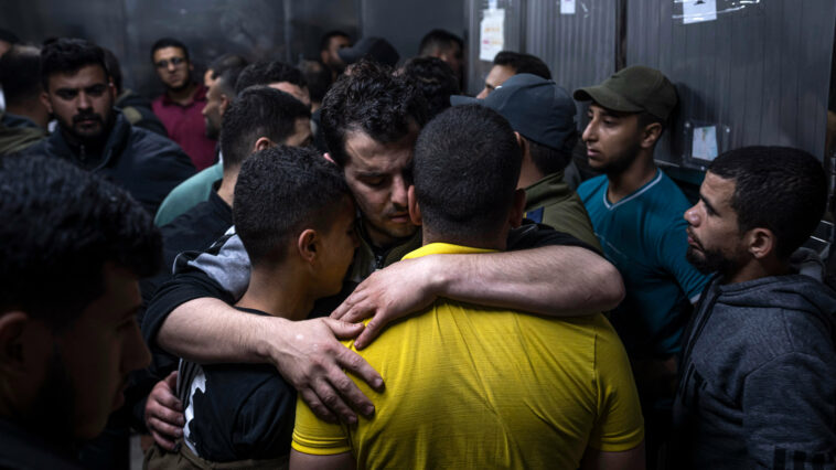 Israel asesina a tres comandantes palestinos y sus familias en redadas en Gaza