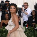 La ausencia de Selena Gomez en Met Gala 2023 crea un frenesí entre los fanáticos cuando una imagen retocada se vuelve viral en Twitter