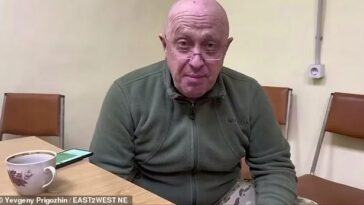 Yevgeny Prigozhin criticó las tácticas de los comandantes de guerra del Kremlin y comparó a las fuerzas de Moscú con un pez que se estaba pudriendo de la cabeza.