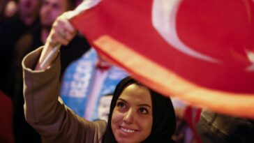 Las elecciones presidenciales de Turquía: cómo Erdoğan desafió las encuestas para dirigirse a la segunda vuelta como favorito