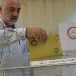 Los turcos en el Líbano comienzan a emitir votos para las elecciones del 14 de mayo en Turkiye