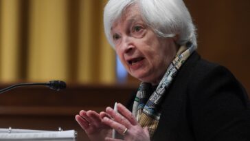 No aumentar el techo de la deuda sería una 'catástrofe económica', dice Yellen del Tesoro