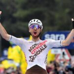 Paret-Peintre gana la etapa 4 mientras Leknessund se lleva la rosa en el Giro