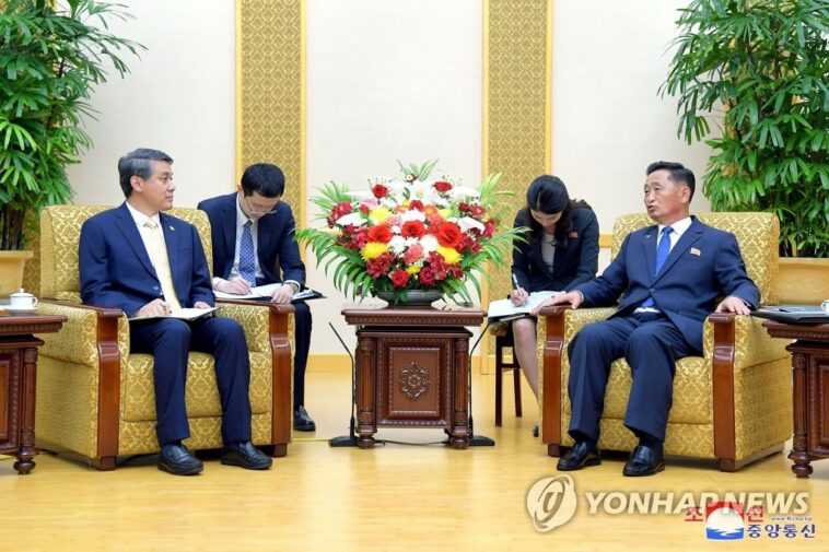 N. Korean premier meets new Chinese ambassador