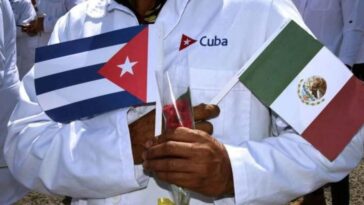 Senadores de EEUU acusan a AMLO de financiar régimen cubano patrocinando misiones médicas 'esclavistas'