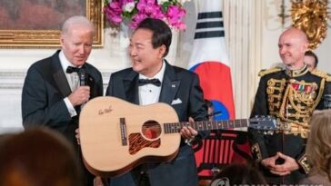 Yoon thinks his &apos;American Pie&apos; rendition at White House state dinner was quite good