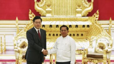 el potencial papel de pacificador de China en Myanmar impulsado por intereses económicos y geopolíticos;  no se vislumbra el final de la crisis