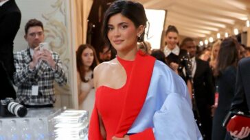 ¿Por qué le pidieron a Kylie Jenner que no se sentara con su vestido Met Gala 2023?