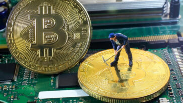 Binance presenta los servicios de nube de minería de Bitcoin en medio de la presión regulatoria