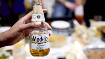 Bud Light pierde lugar como la cerveza estadounidense más vendida en mayo a raíz de la lucha contra el boicot
