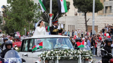 El príncipe heredero de Jordania se casa con el vástago de una prominente familia saudí para profundizar los lazos regionales