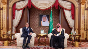 El secretario de Estado de EE. UU. Blinken visita Arabia Saudita y se reúne con el príncipe heredero Bin Salman