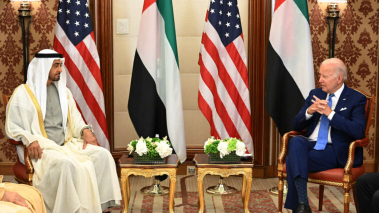 Emiratos Árabes Unidos se retira de la coalición marítima liderada por Estados Unidos