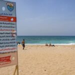 Fila de trajes de baño de Líbano: mujer acosada en la playa pública de Sidón