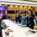 Samsung chief gets birthday surprise in Hanoi