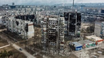 Los rusos demuelen más de 300 casas en Mariupol