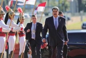 Presidentes sudamericanos llegan a cumbre en Brasilia