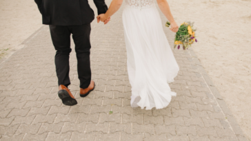 Alemania considera eliminar exenciones fiscales para parejas casadas