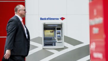 Bank of America multado con $ 150 millones por abusos al consumidor, incluidas cuentas falsas, tarifas falsas