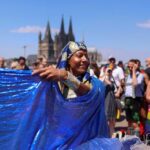 Calles de Colonia se llenan de desfile LGBT+