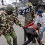 Cientos de personas arrestadas tras las protestas de Kenia en Kenia: ministerio |  The Guardian Nigeria Noticias