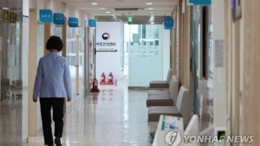 Number of N. Korean defectors entering S. Korea nearly doubles on-quarter in Q2