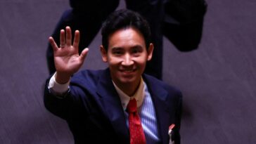 Pita de Tailandia derrotado en su intento por convertirse en primer ministro pero 'no se rinde'