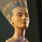 Por qué Nefertiti todavía nos fascina hoy