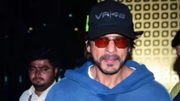 Shah Rukh Khan visto con Gauri Khan, Abram Khan al llegar al aeropuerto en medio de noticias de lesiones, fanáticos aliviados