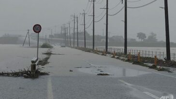 Un muerto mientras Japón advierte sobre las "lluvias más intensas de la historia" en el suroeste